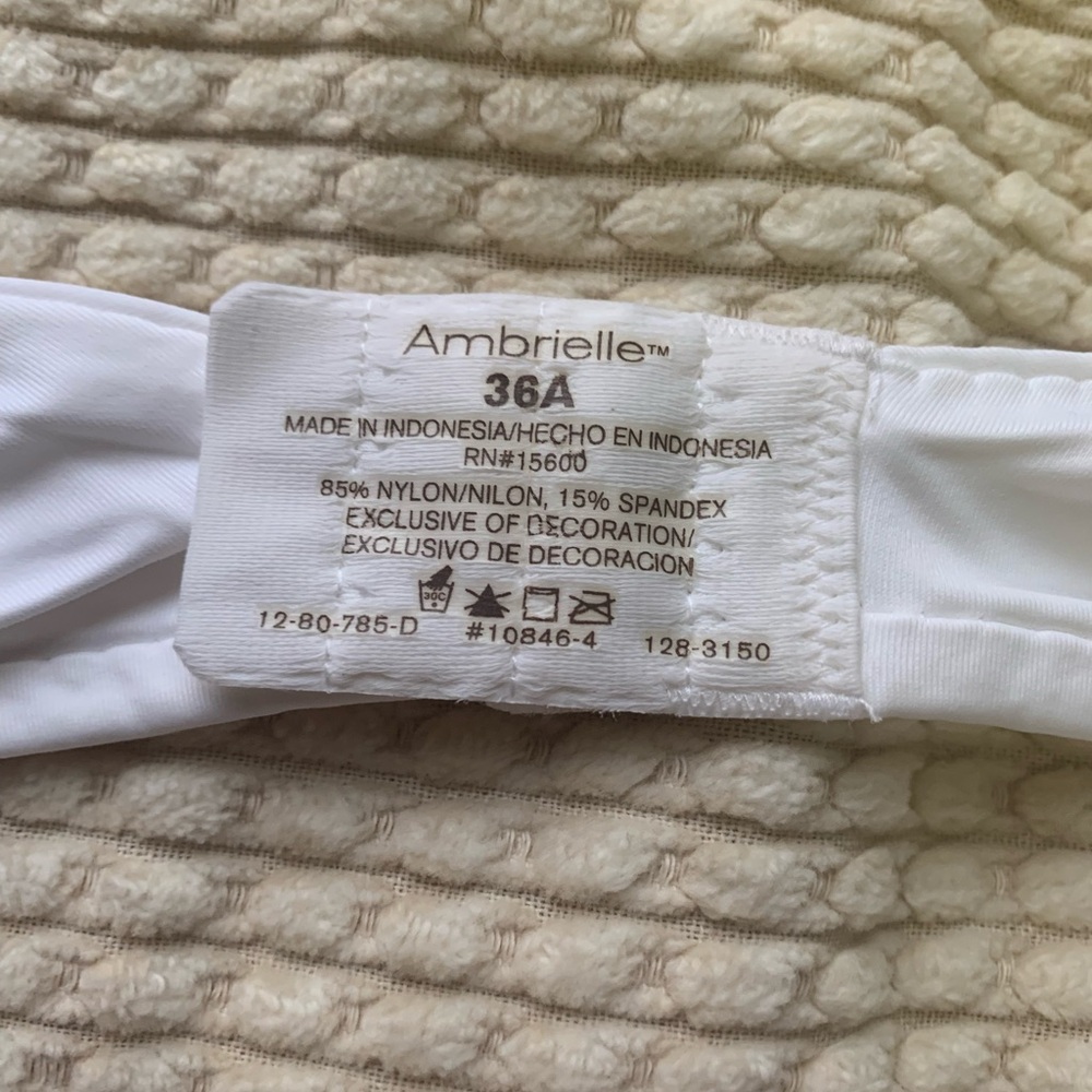 Ambrielle Smooth Revolution Wireless Bra-Optic White-36A-NWT - Picture 4 of 9